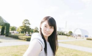 彼女が欲しい大学生は飲食店のバイトとマッチングアプリが最適